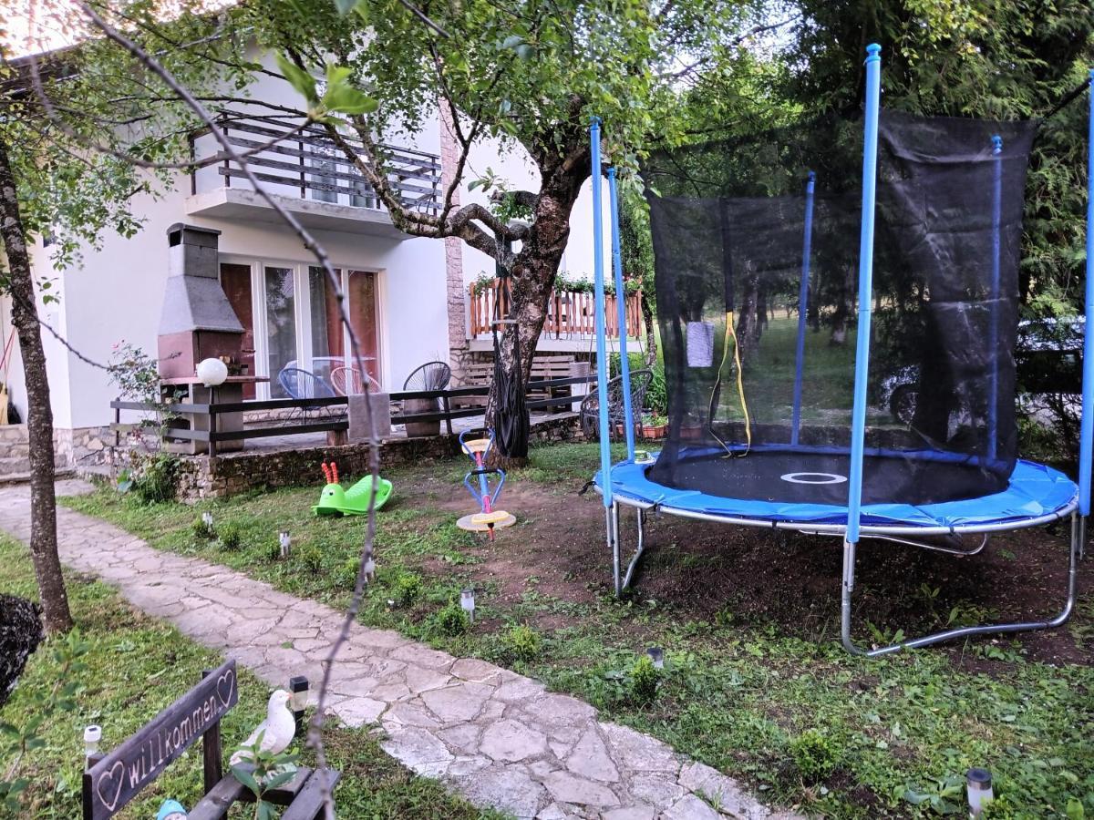 Holiday Home Ivano Korenica Exterior photo