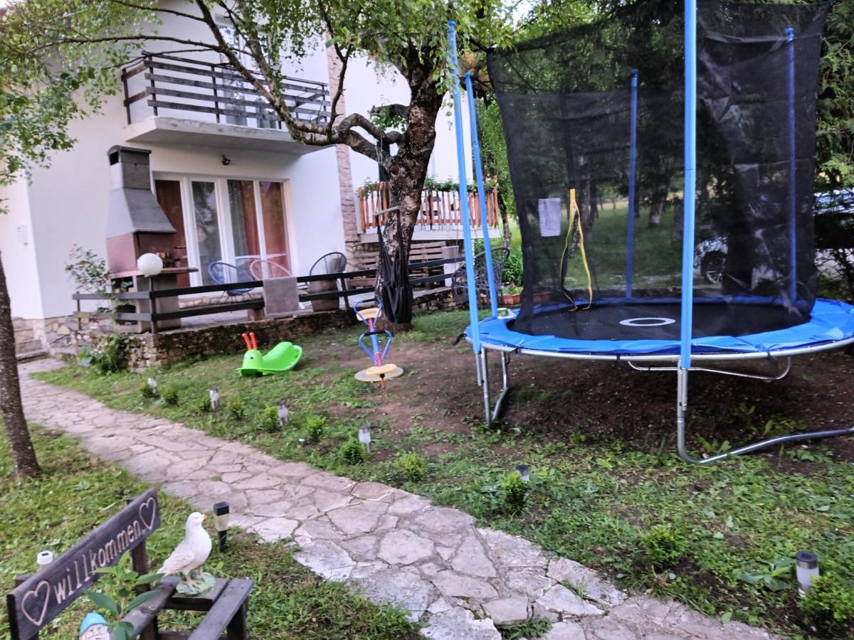 Holiday Home Ivano Korenica Exterior photo